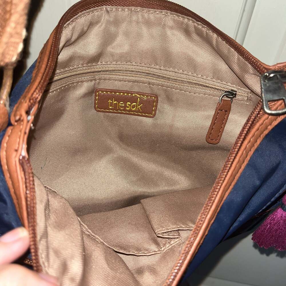 The Sak Esperato Eco-Twill Crossbody - Picture 3 of 5